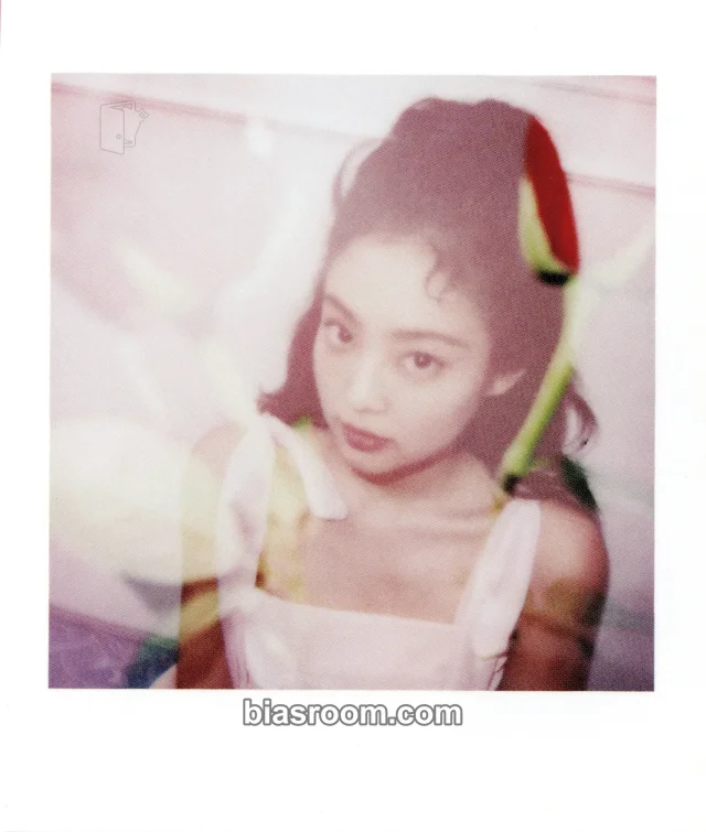 BLACKPINK - Jennie - SOLO (Jennie solo) Album normal ver. polaroid