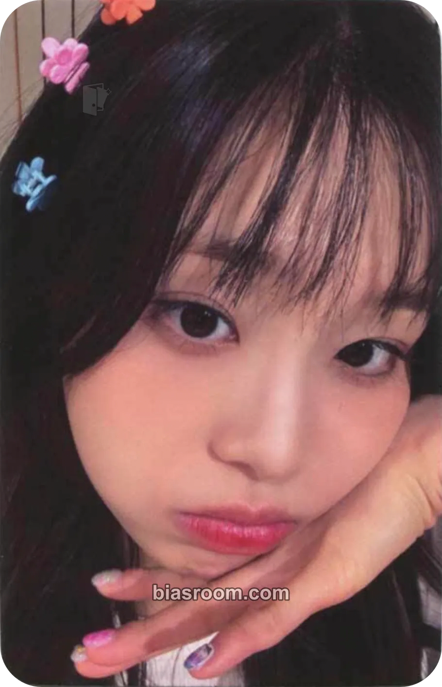 Chuu Strawberry Rush Photocard - Chuu K-pop photocard