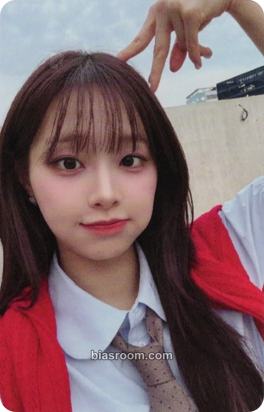Chuu Only cry in the rain Photocard - Chuu K-pop photocard