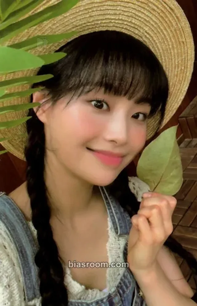 Chuu - Chuu - KKOTI 1st Membership Other photocard set