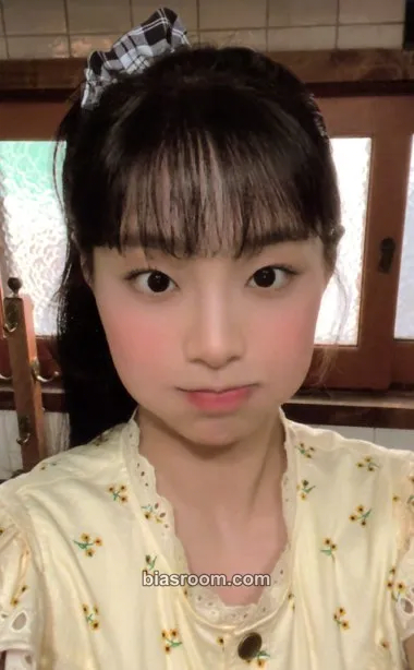 Chuu KKOTI 1st Membership Photocard - Chuu K-pop photocard