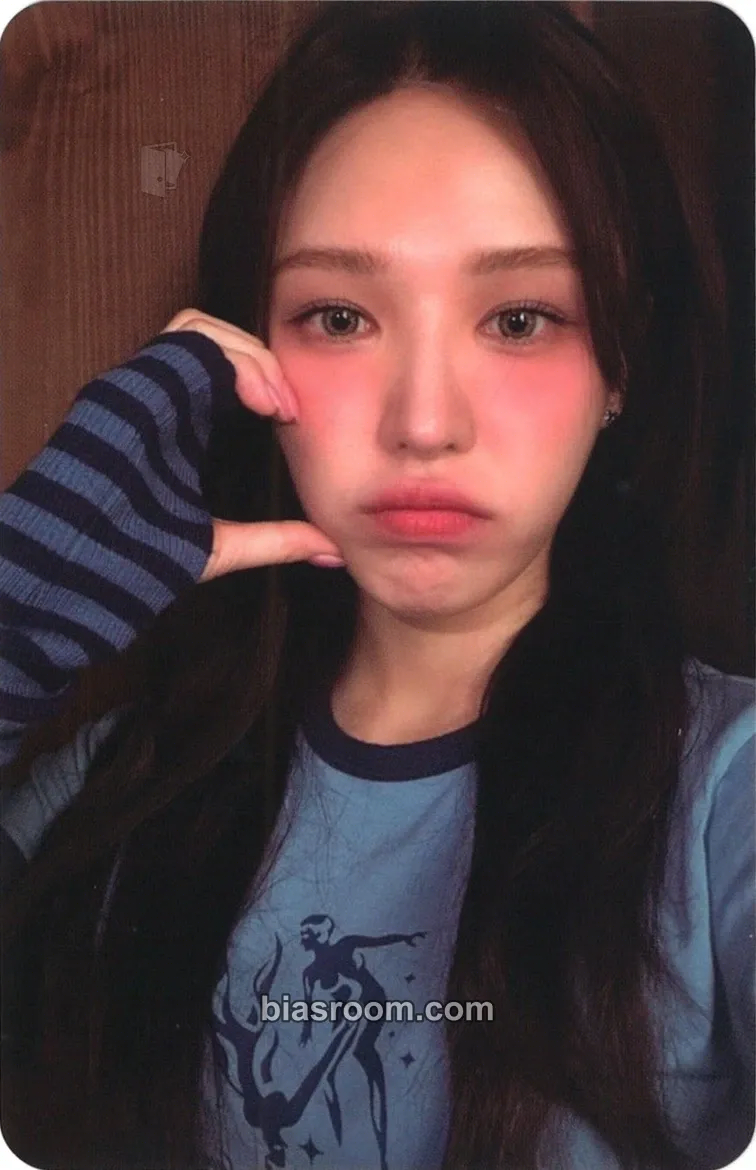 Wendy Chill Kill Photocard - Red Velvet - Red Velvet K-pop photocard