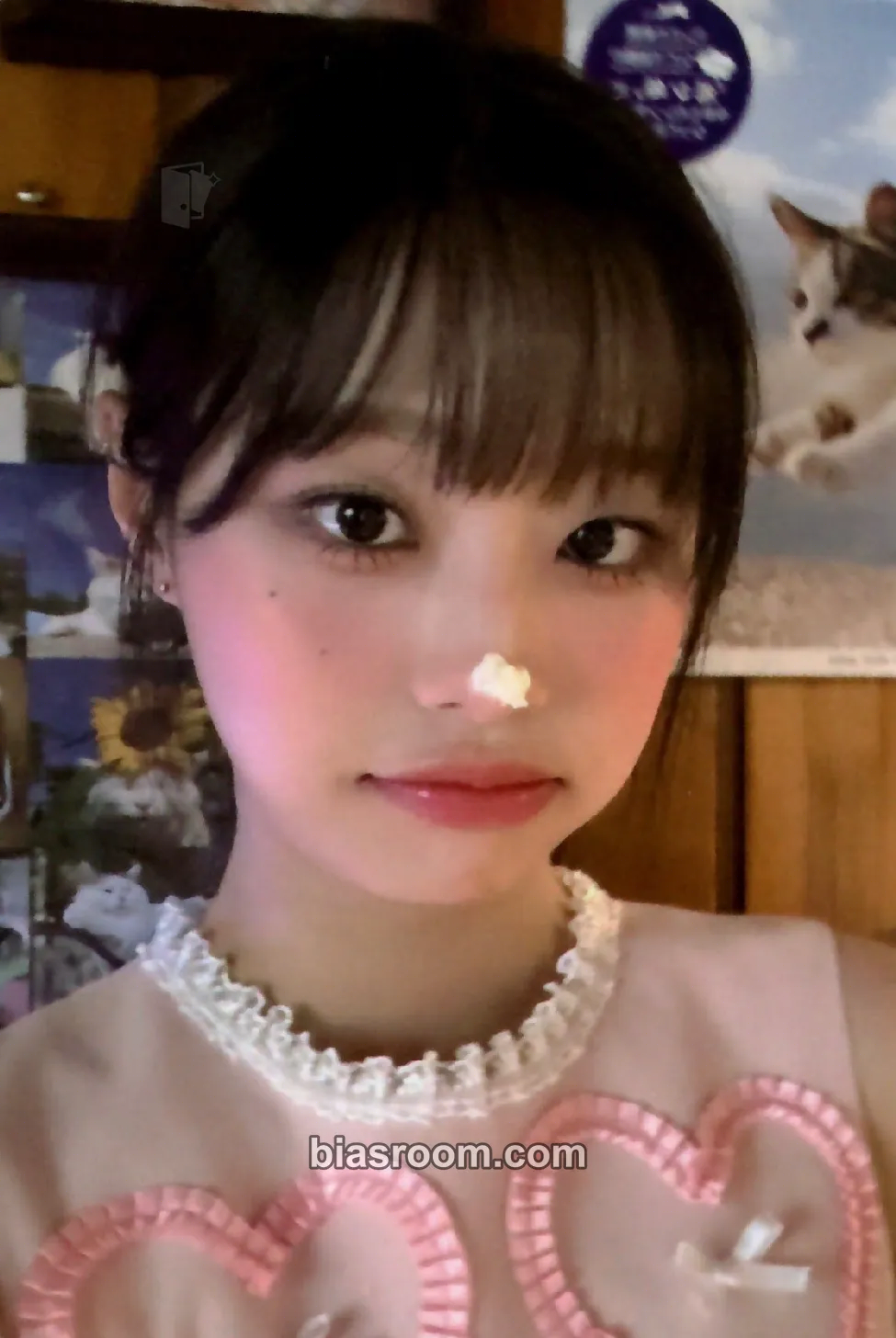 Chuu 2025 Season's Greetings: Happy CHUU's Day! Celebrate Me! Photocard - Chuu K-pop photocard