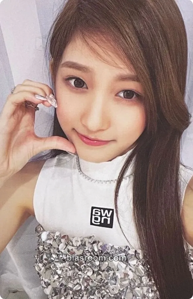 Leeseo After LIKE Photocard - IVE - IVE K-pop photocard
