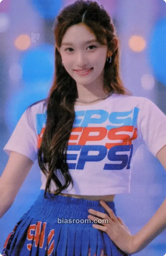 Leeseo BLUE & BLACK Photocard - IVE - IVE K-pop photocard