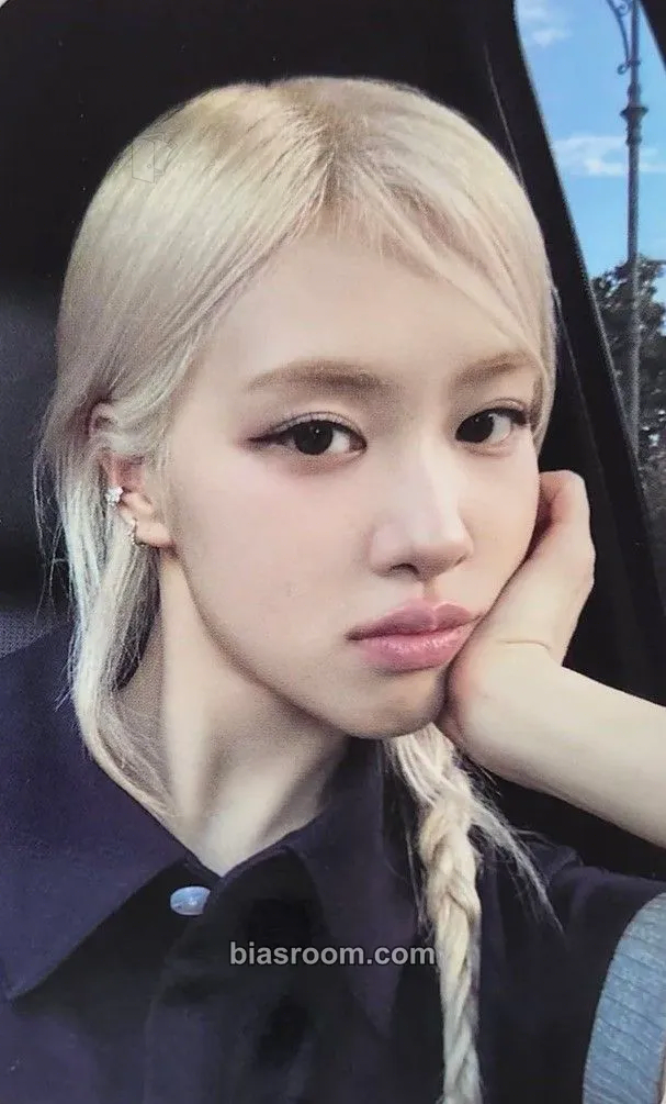 Rosé rosie (Rosé solo) Photocard - BLACKPINK - BLACKPINK K-pop photocard
