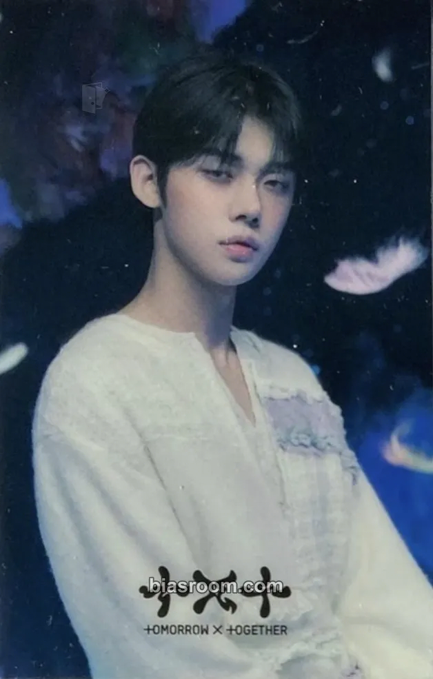 Yeonjun The Name Chapter: Temptation Photocard - TOMORROW X TOGETHER - TOMORROW X TOGETHER K-pop photocard