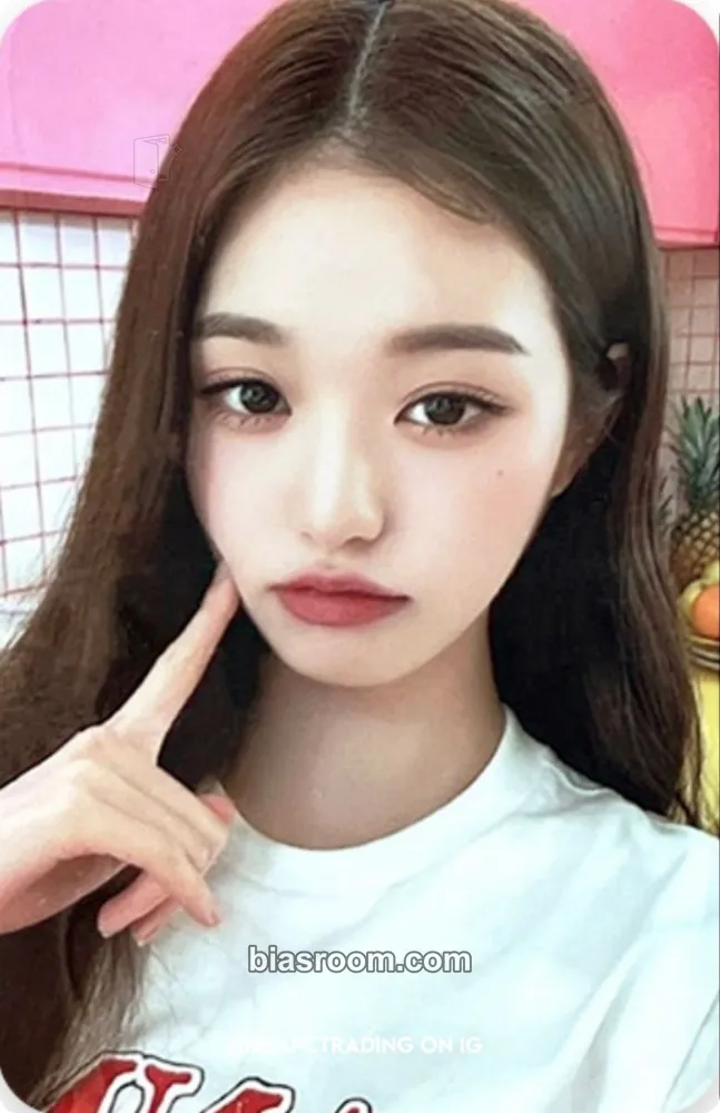 Wonyoung 2023 Season’s Greetings: READY, GET SET, IVE! Photocard - IVE - IVE K-pop photocard