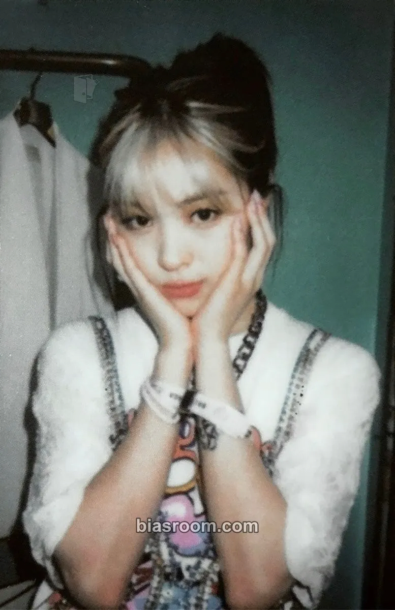 Ryujin Crazy in Love Photocard - ITZY - ITZY K-pop photocard