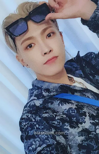 Hongjoong ZERO : FEVER Part.2 Photocard - ATEEZ - ATEEZ K-pop photocard
