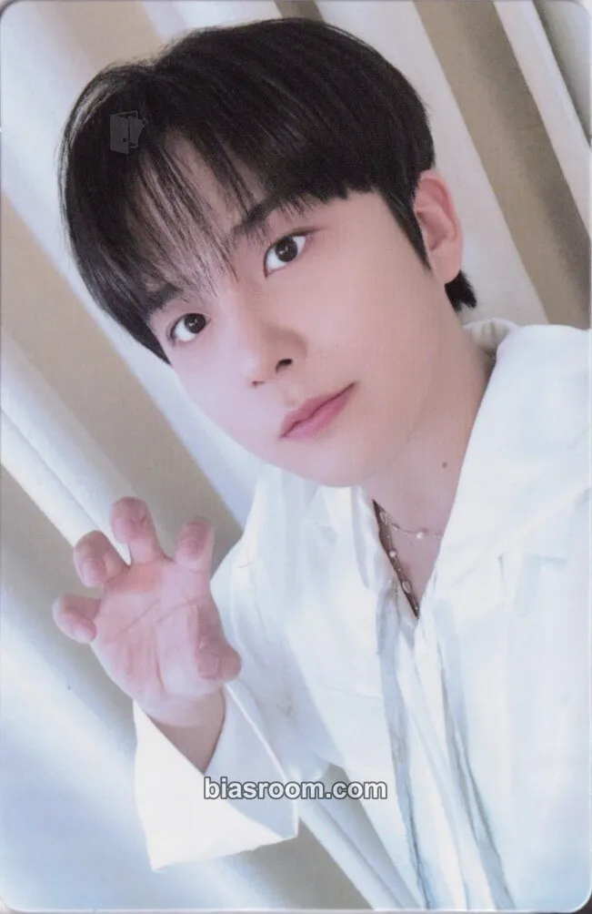 Jongho GOLDEN HOUR : Part.2 Photocard - ATEEZ - ATEEZ K-pop photocard