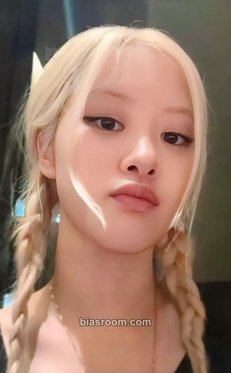 Rosé Rosé 'rosie' Pop-Ups (all cities) Photocard - BLACKPINK - BLACKPINK K-pop photocard