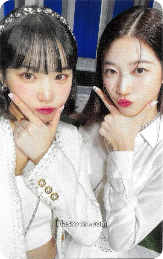 FEARLESS (Japanese Ver.) Photocard - LE SSERAFIM - LE SSERAFIM K-pop photocard