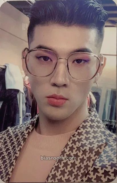 BM KARD 4th Mini Album 'RED MOON' Photocard - KARD - KARD K-pop photocard
