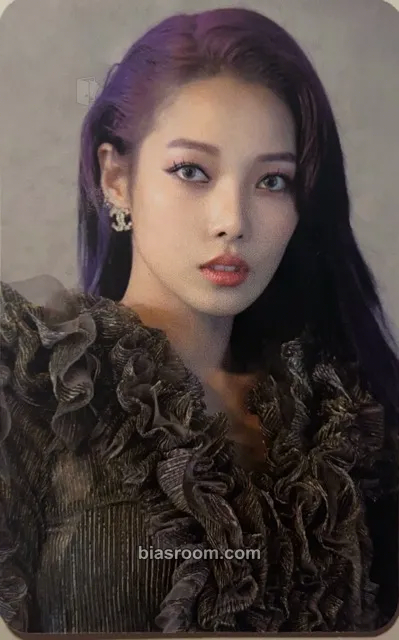 Somin KARD 1st Single 'Way With Words' Photocard - KARD - KARD K-pop photocard