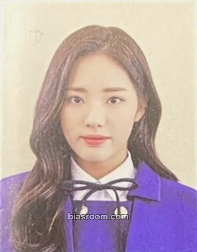 Jiwon To. Heart Photocard - fromis_9 - fromis_9 K-pop photocard