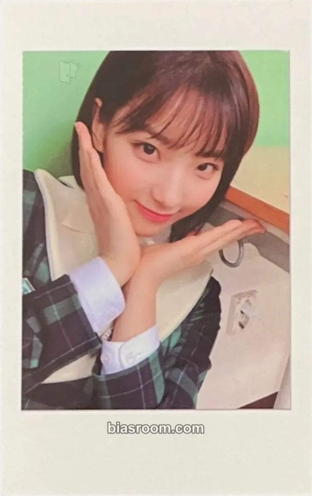 fromis_9 - Saerom - To. Heart Album album photocard polaroid Blue Version