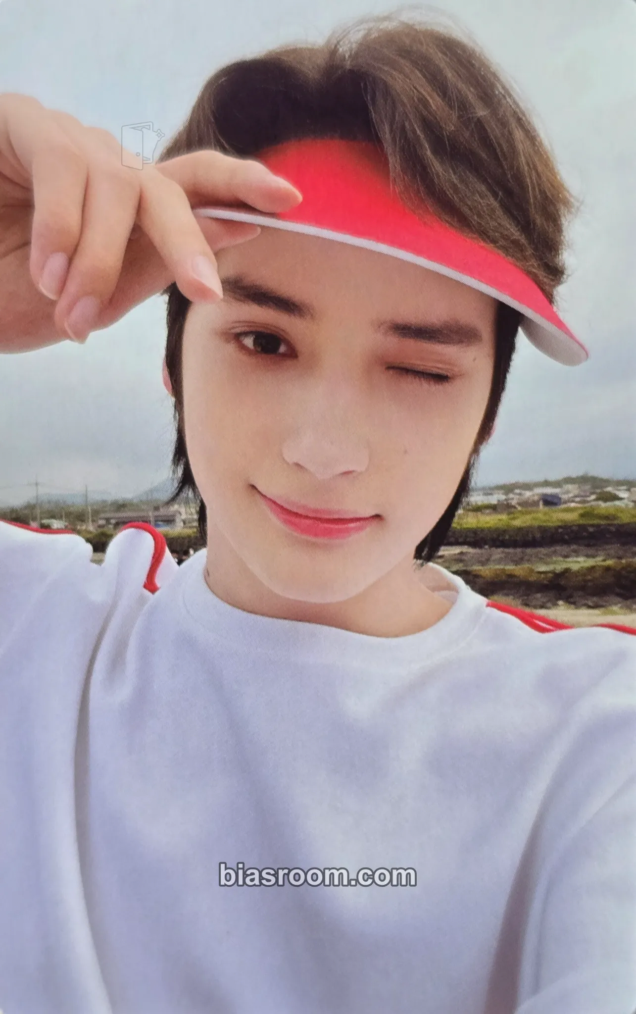 Huening Kai Midsummer Photocard - TOMORROW X TOGETHER - TOMORROW X TOGETHER K-pop photocard