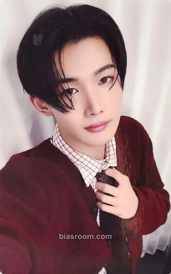 Jo Go in Blind - EP Photocard - &TEAM - &TEAM K-pop photocard