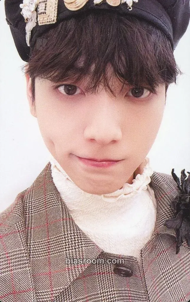 Soobin GOOD BOY GONE BAD Photocard - TOMORROW X TOGETHER - TOMORROW X TOGETHER K-pop photocard
