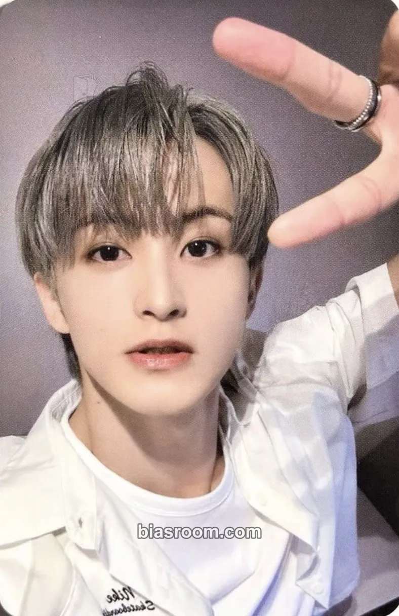 Mark Go Back to the Future Photocard - NCT DREAM - NCT DREAM K-pop photocard