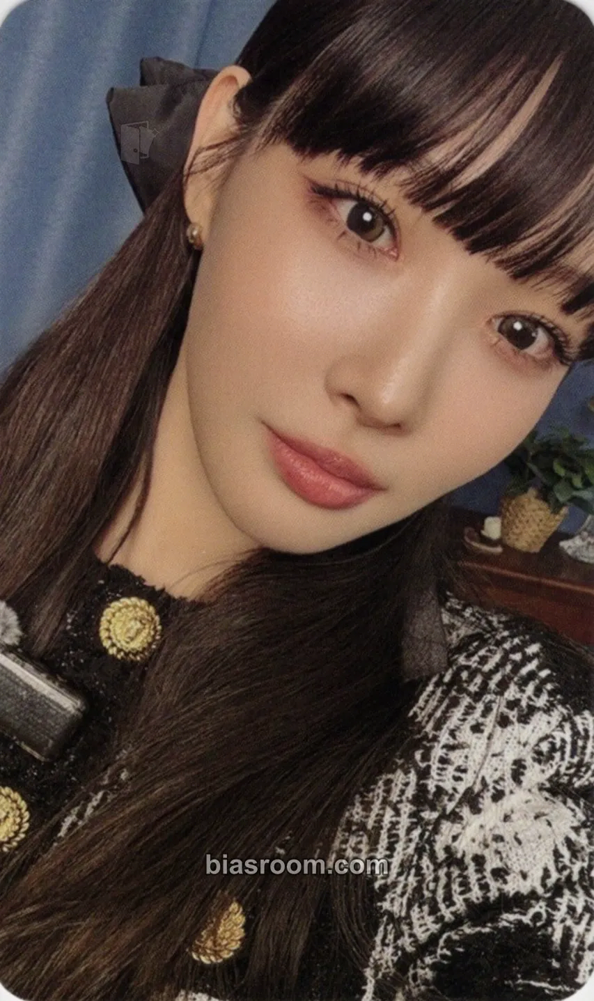 Chung Ha Alivio Photocard - Chung Ha K-pop photocard