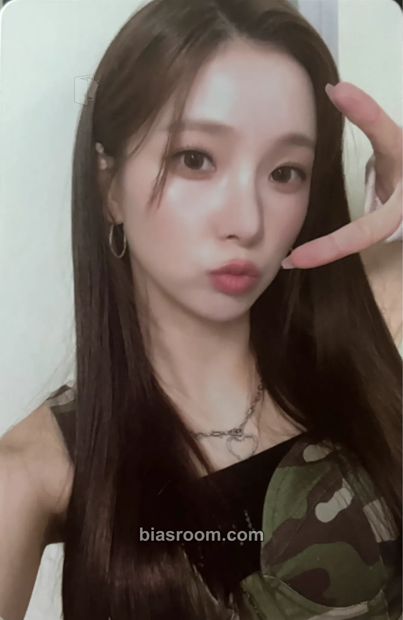 Yujin LOVESTRUCK! Photocard - Kep1er - Kep1er K-pop photocard