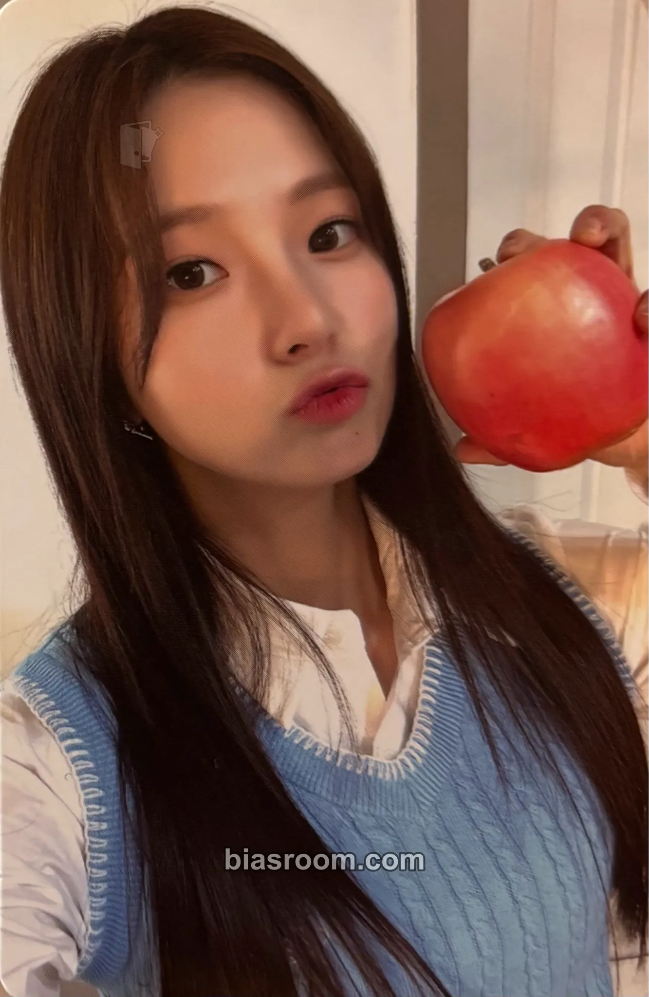Yujin LOVESTRUCK! Photocard - Kep1er - Kep1er K-pop photocard