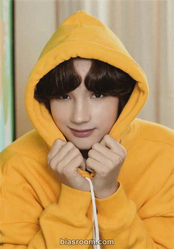 Huening Kai 2020 Fanlive Dream X Together Photocard - TOMORROW X TOGETHER - TOMORROW X TOGETHER K-pop photocard