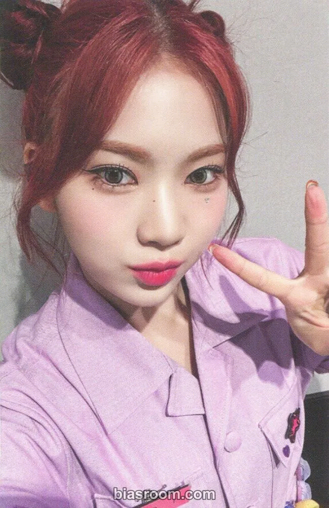 Isa TEENFRESH Photocard - STAYC - STAYC K-pop photocard