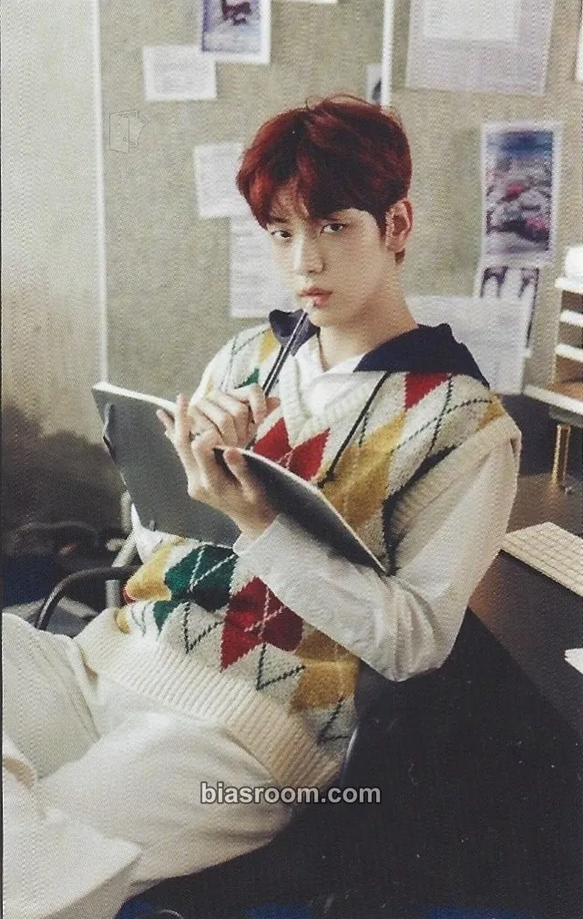 Soobin MOA Membership Kit 2022 Photocard - TOMORROW X TOGETHER - TOMORROW X TOGETHER K-pop photocard