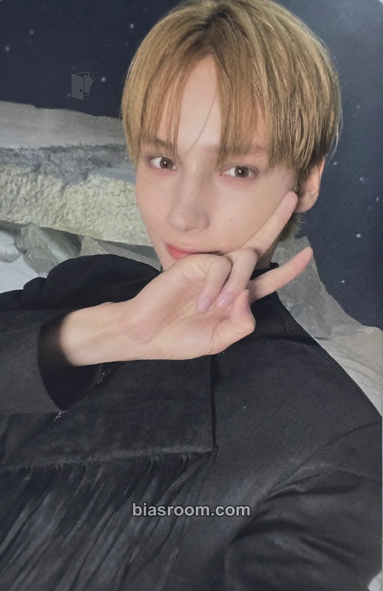 Huening Kai Act: Tomorrow Photocard - TOMORROW X TOGETHER - TOMORROW X TOGETHER K-pop photocard