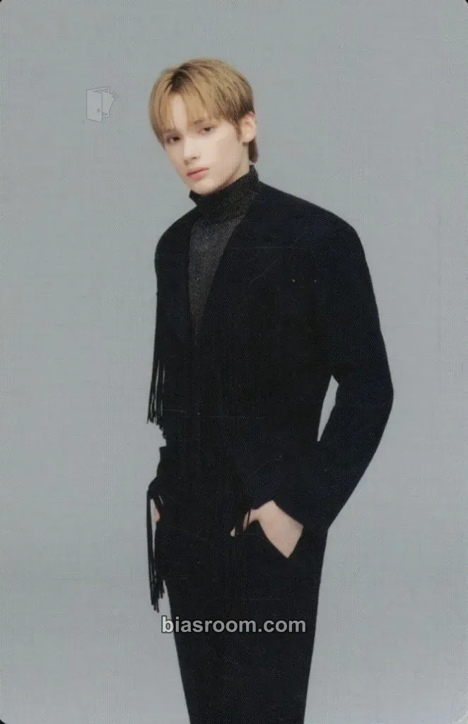 Huening Kai Act: Tomorrow Photocard - TOMORROW X TOGETHER - TOMORROW X TOGETHER K-pop photocard