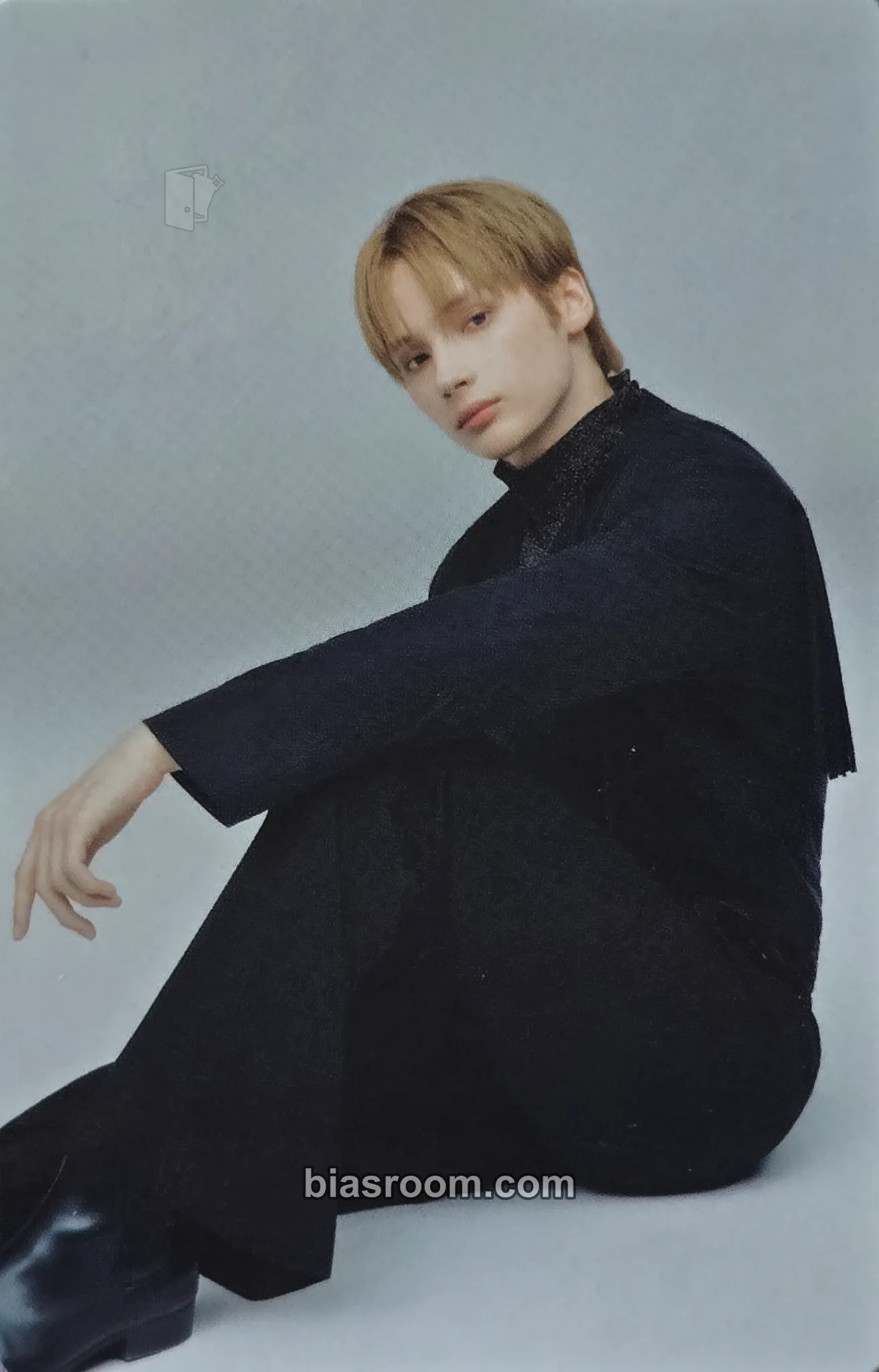 Huening Kai Act: Tomorrow Photocard - TOMORROW X TOGETHER - TOMORROW X TOGETHER K-pop photocard