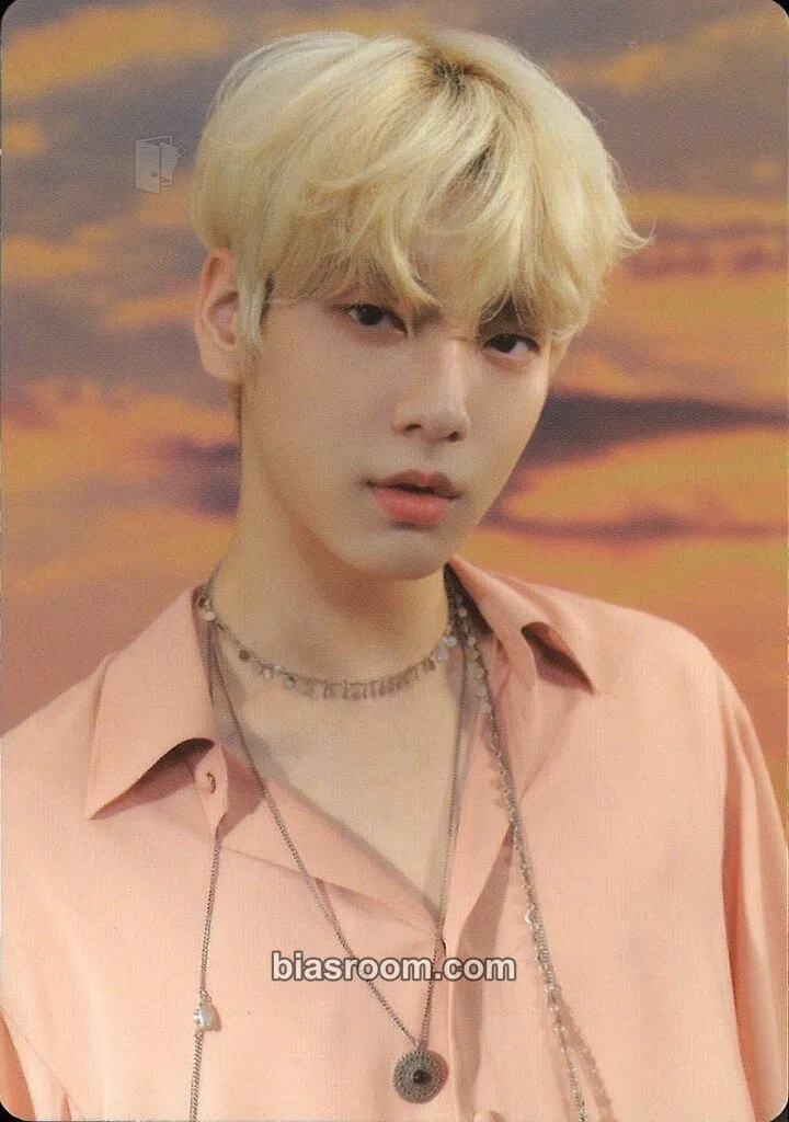 Soobin Act: Sweet Mirage Photocard - TOMORROW X TOGETHER - TOMORROW X TOGETHER K-pop photocard