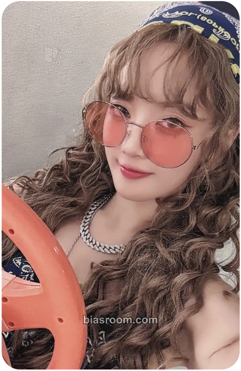 Minnie I Sway Photocard - i-dle - i-dle K-pop photocard
