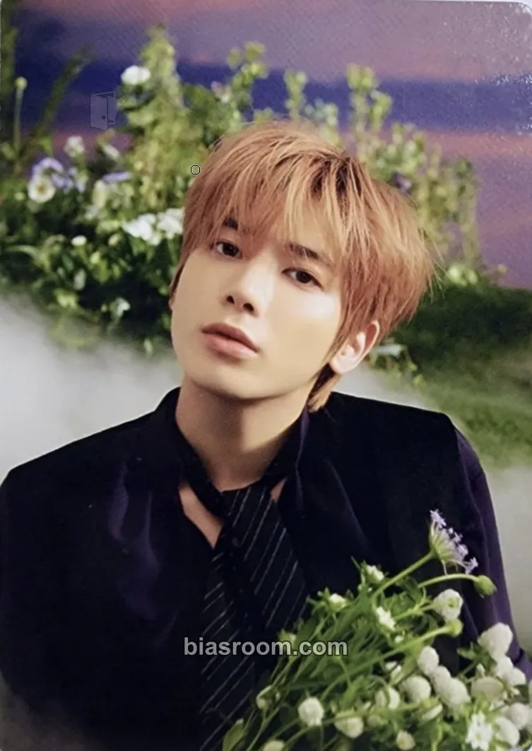 Taehyun Act: Sweet Mirage Photocard - TOMORROW X TOGETHER - TOMORROW X TOGETHER K-pop photocard