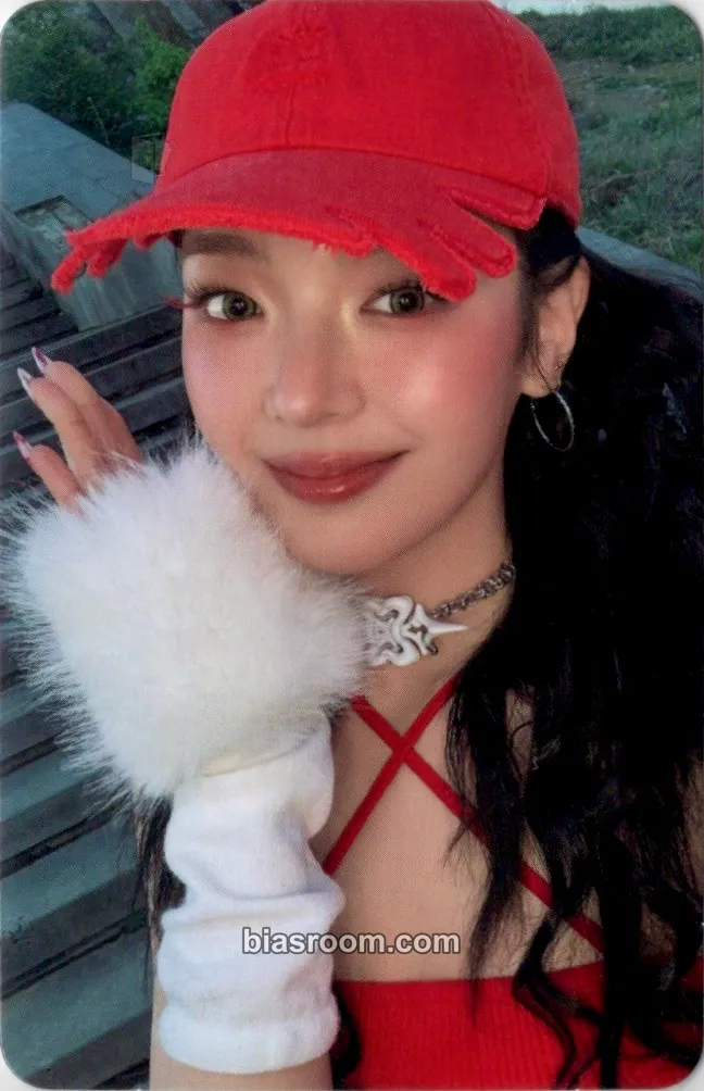 Lia Girls Will Be Girls Photocard - ITZY - ITZY K-pop photocard