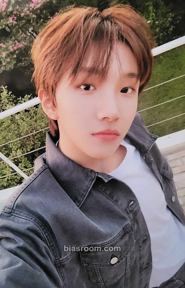 Woonhak 2024 SEASON’S GREETINGS (housemate) Photocard - BOYNEXTDOOR - BOYNEXTDOOR K-pop photocard