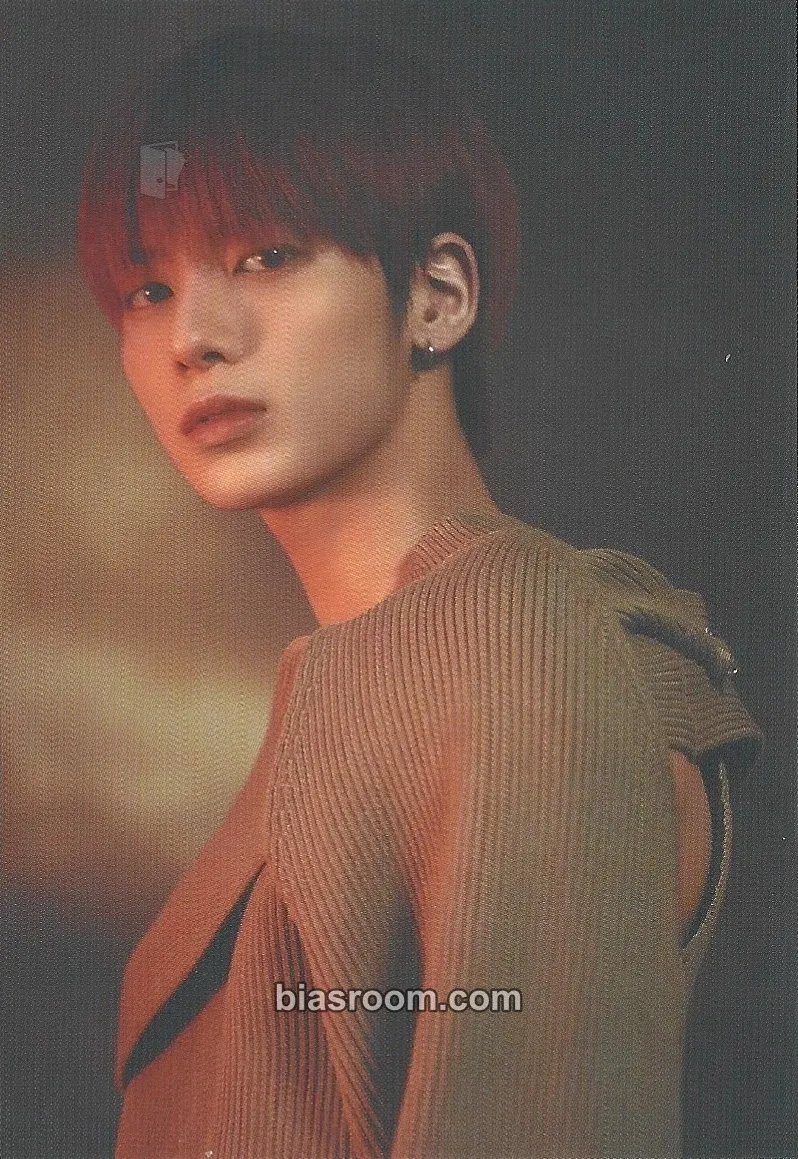 Taehyun HYBE Insight Museum Photocard - TOMORROW X TOGETHER - TOMORROW X TOGETHER K-pop photocard