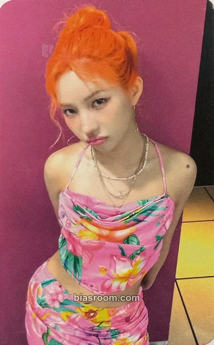 Soyeon I Sway Photocard - i-dle - i-dle K-pop photocard