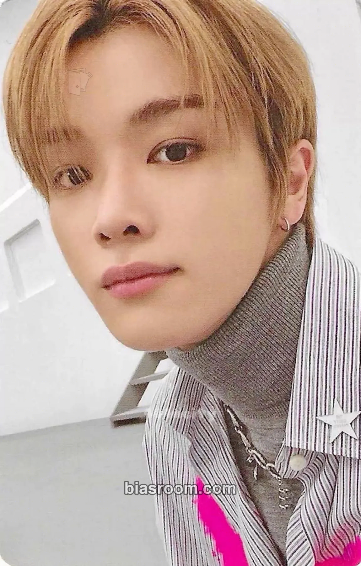 Sungchan 2021 Winter SMTOWN: SMCU EXPRESS Photocard - NCT - NCT K-pop photocard