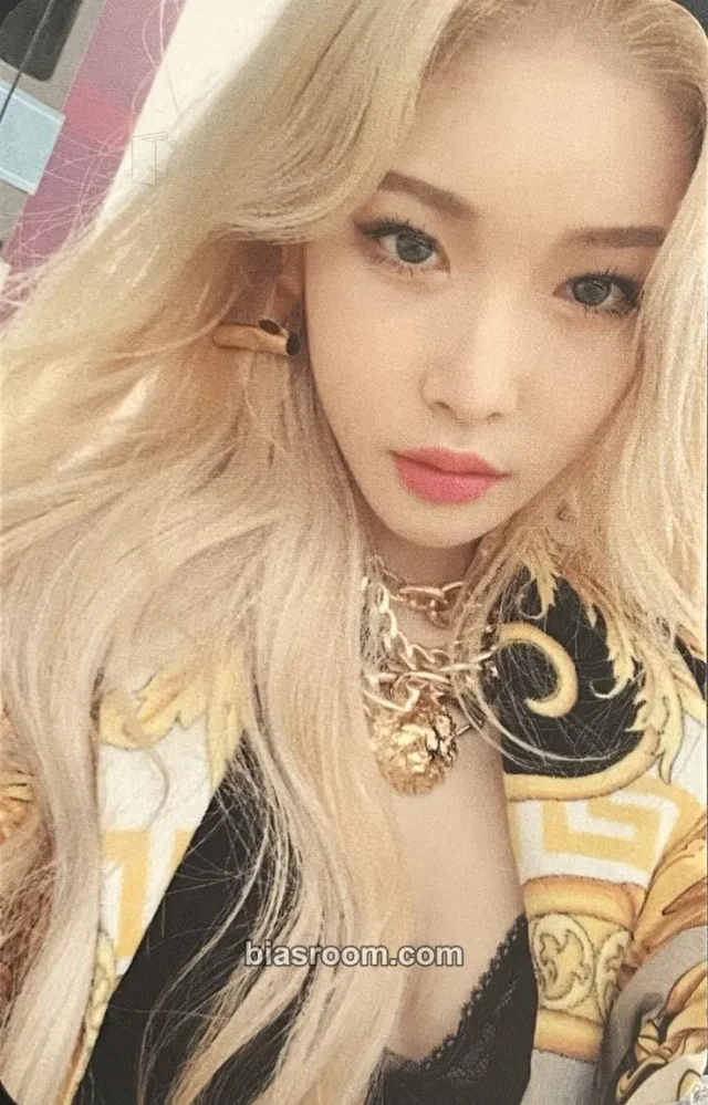 CHUNG HA - CHUNG HA - Flourishing Album album photocard