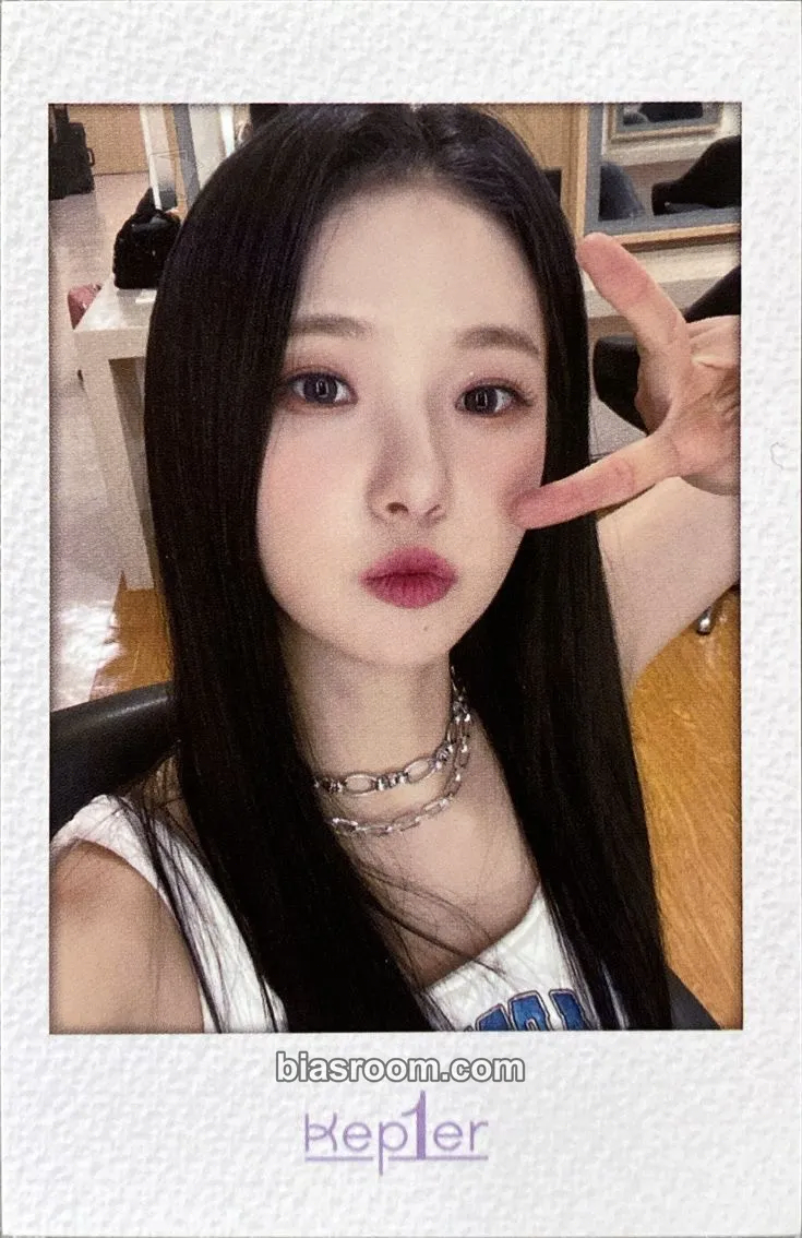 Yujin Kep1er Debut 1st Anniversary Soundwave Cafe Photocard - Kep1er - Kep1er K-pop photocard