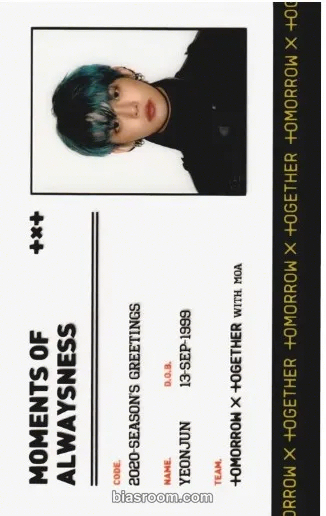 Yeonjun Season's Greetings 2020 Photocard - TOMORROW X TOGETHER - TOMORROW X TOGETHER K-pop photocard