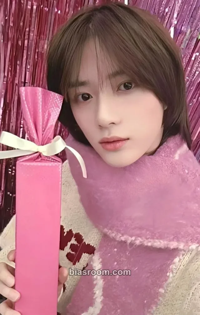 TOMORROW X TOGETHER - Beomgyu - SBS 2023 Gayo Daejeon: Switch On Event broadcast gift