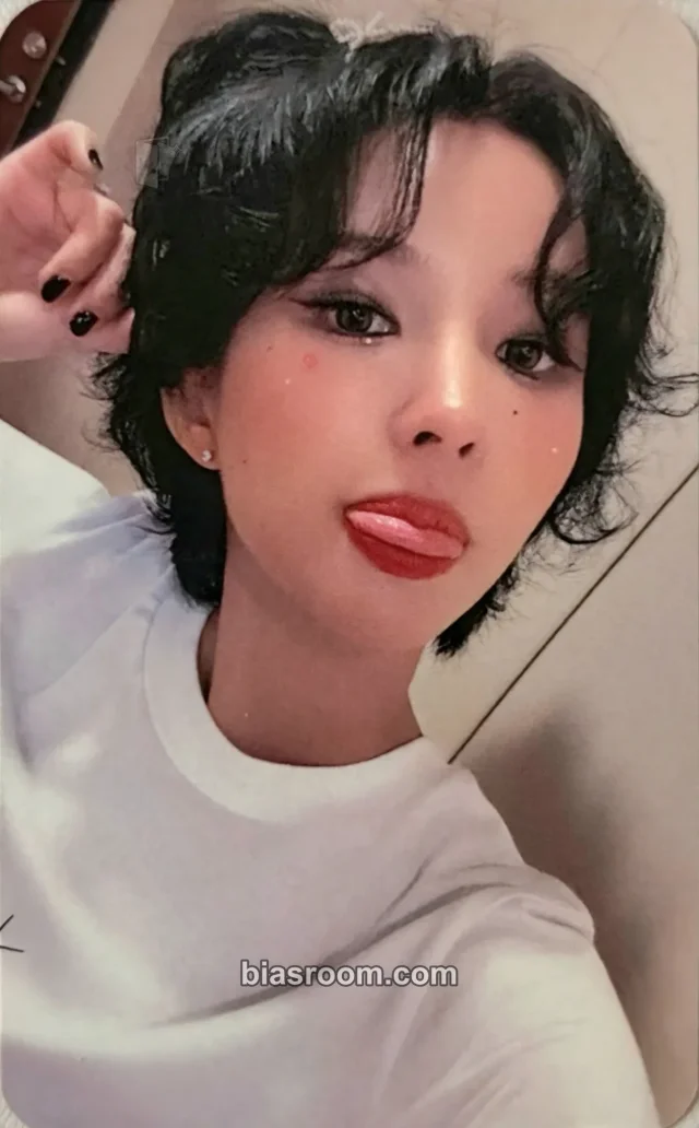 i-dle - Soyeon - I Sway Album lucky draw (LD) round 3 interasia bad image - replace