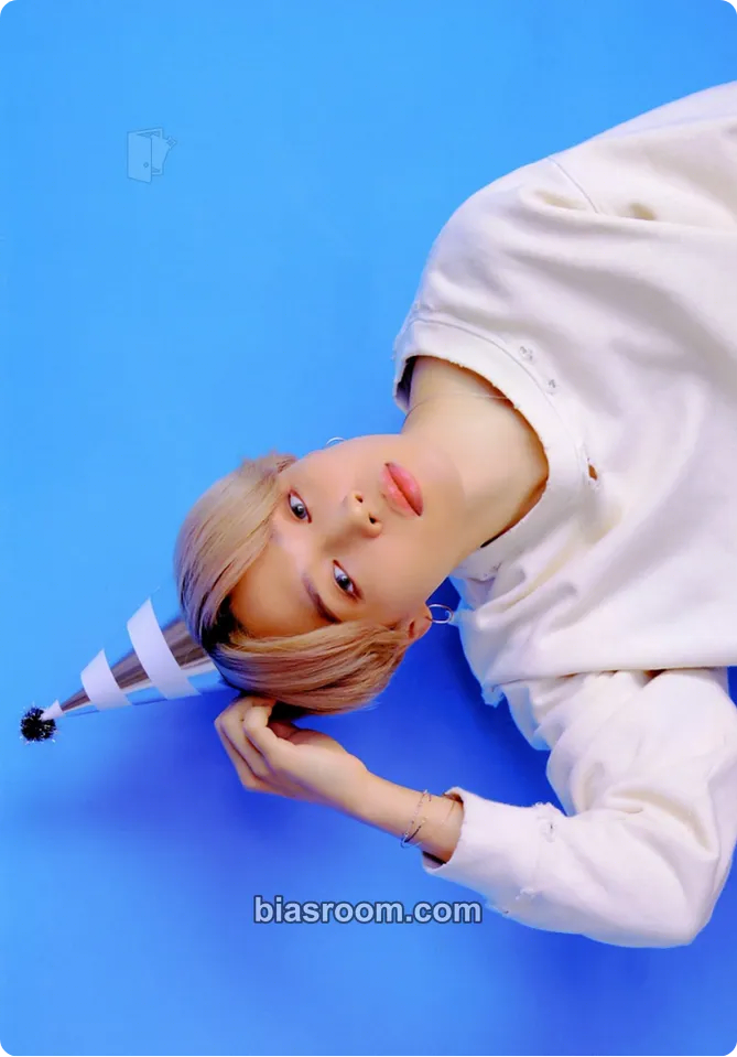 Jimin Yet To Come in Busan Photocard - BTS - BTS K-pop photocard