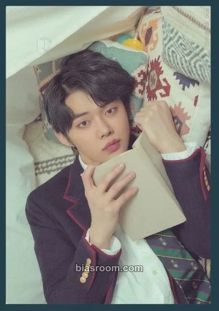 Yeonjun 2021 Fanlive Shine X Together Photocard - TOMORROW X TOGETHER - TOMORROW X TOGETHER K-pop photocard