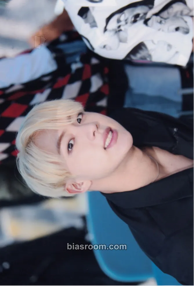 Jin BTS EXHIBITION: 24/7 = Serendipity (오,늘) Photocard - BTS - BTS K-pop photocard